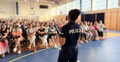 Bezpieczeństwo młodzieży na pierwszym miejscu - policyjne spotkanie z rodzicami