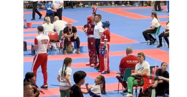 Reprezentantka Wejherowa rywalizowała w mistrzostwach świata juniorów w Jesolo we Włoszech. W kategorii juniorek do 60 kg w formule light contact przegrała w 1/8 finału z reprezentantką Chorwacji 1:2.
